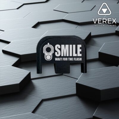 Backplate "Smile and wait for flash"